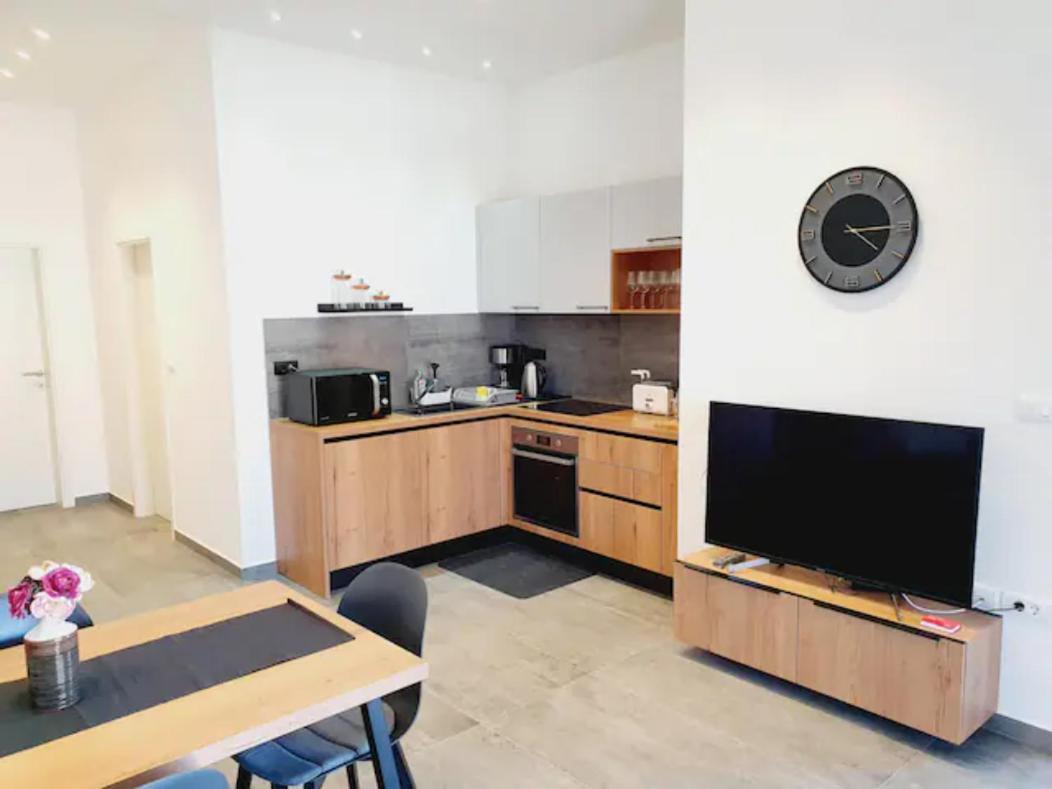 Modern Apartment Ana Premantura Exterior foto